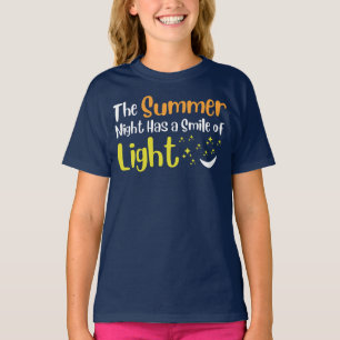 Die Sommernacht hat ein Lächeln. T-Shirt
