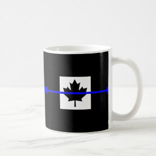 Die symbolische dünne blaue Linie auf der kanadisc Kaffeetasse