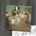 Die Tance-Klasse | Edgar Degas Magnet<br><div class="desc">Die Tanzklasse (1874) des französischen Künstlers Edgar Degas. Die originelle Kunstmalerei ist ein Öl auf der Leinwand,  das ein Set der Tanzklasse in einem Probe-Raum in der alten Pariser Opéra darstellt. Verwenden Sie die Entwurfstools,  um einen benutzerdefinierten Text hinzuzufügen oder das Bild zu personalisieren.</div>