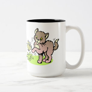 Die Tasse der Katzen-u. Schmetterlings-Kinder