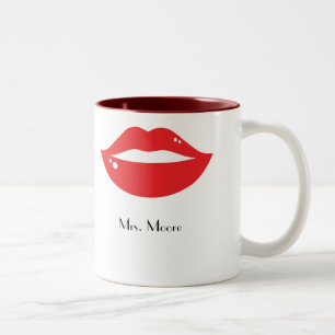 Die Tasse der Luscious roten Lippenlefty-Braut
