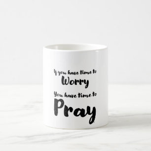 Die Tasse des Kaffees erinnert uns daran, uns kein