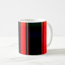 Die Tasse ist einfach in Rot und Schwarz gestriche