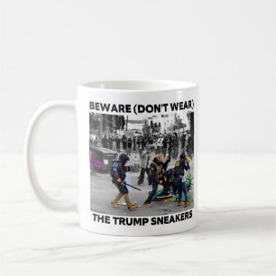 "DIE TRUMP-SNEAKER" KAFFEETASSE
