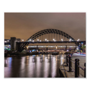 Die Tyne-Brücken in der Nacht Fotodruck