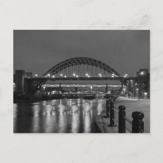 Die Tyne-Brücken in der Nacht Postkarte