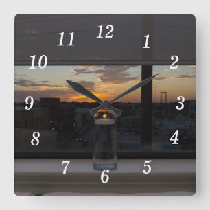 Die Uhr des Sonnenuntergangs sehen
