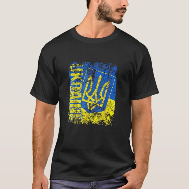 Die ukrainische Fahne ukrainische Liebe ist stolz  T-Shirt (Vorderseite)