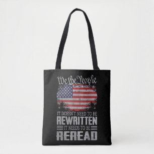 Die US-Flaggenverfassung der USA muss neu gelesen  Tasche