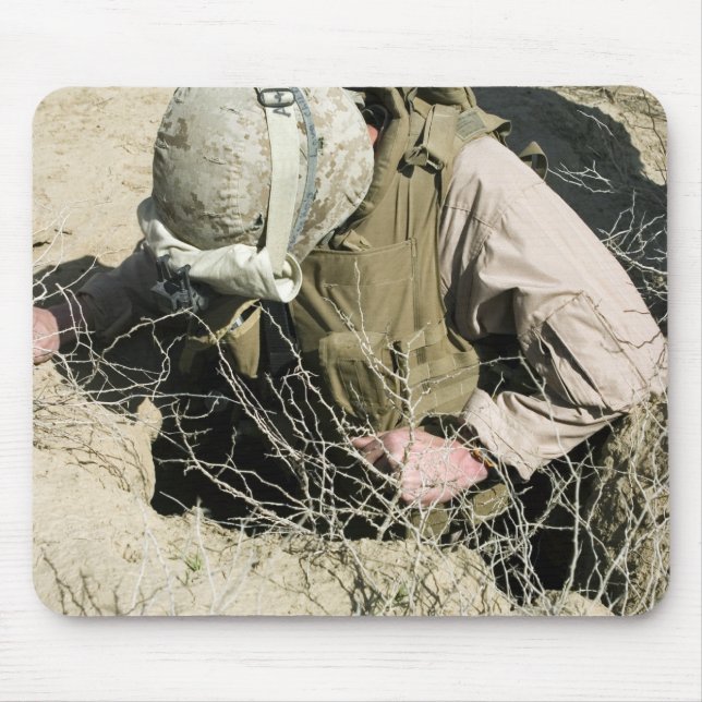 Die US-Marine springt ein Loch hinunter Mousepad (Vorne)
