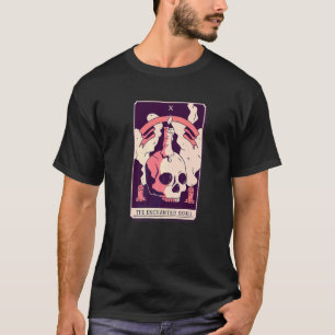 Die verzauberte Schädel-Tarotkarte T-Shirt