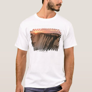 Die Victoriafälle mit Sonne auf Horizont, Victori T-Shirt