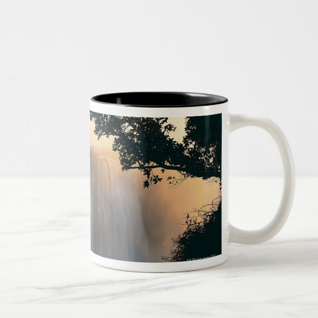 Die Victoriafälle, Simbabwe, Afrika Zweifarbige Tasse (Rechts)