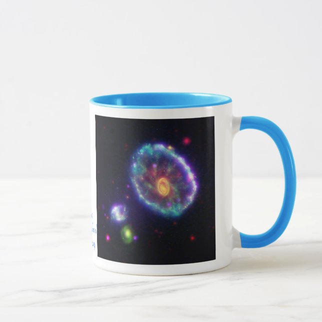 Die Wagenrad-Galaxie Tasse (Rechts)