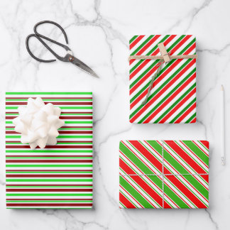 Die Weihnachtsmuster sind grün, weiß, rot und farb Geschenkpapier Set