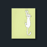 Die weiße Katze hält sich an mit der Sonne Leinwanddruck<br><div class="desc">Wilde und verrückte weiße Katze mit Claws. Mit dieser lustigen Kitty-Liebhaber-Kunst verleihen Sie Ihrem Wohnraum etwas Spaß. Ein originelles Design ©Jenn Kay.</div>