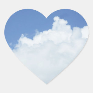 Die weiße Wolkenform in Blue Sky Herz-Aufkleber