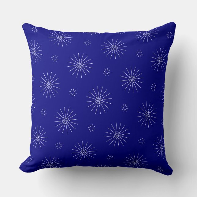 Die weißen Blume auf Marineblau Kissen (Vorderseite)