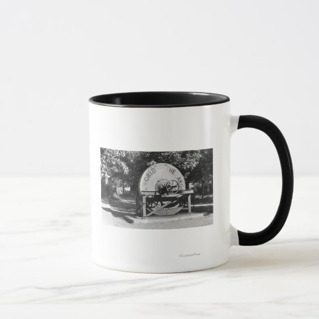 Die weltgrößte Grindstone Buffalo Ranch Tasse (Rechts)