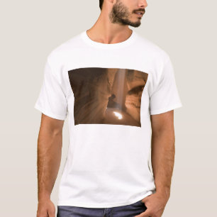 Die Wendeltreppe im Upper Antelope Canyon, Navajo T-Shirt
