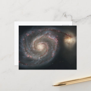Die Whirlpool-Galaxie M51 und Begleiter im Weltrau Postkarte
