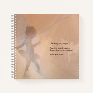 Die winzige Ballerina nimmt ein Notizbuch. Notizbuch
