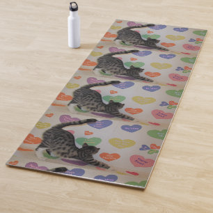 Die Yoga-Matte der abwärts gelegenen Katze (1 Sei Yogamatte