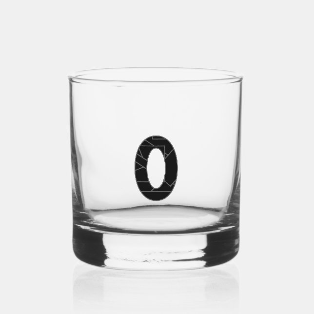 Die Zahl Null (0) in schwarz Whiskyglas (Vorderseite)