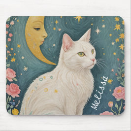 Die zauberhafte weiße Katze mit grünen Augen Mousepad