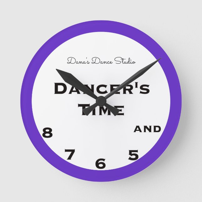 Die Zeit 5, 6, 7 und 8 des Tänzers Lila Runde Wanduhr (Vorderseite)