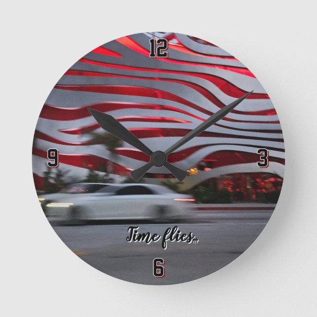 Die Zeit fliegt mit der einzigartigen Design-Wandu Runde Wanduhr (Vorderseite)