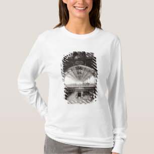 Die zentrale Haube T-Shirt