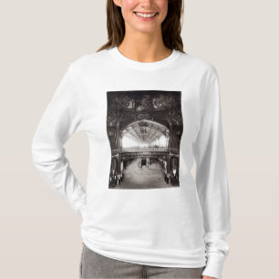 Die zentrale Haube T-Shirt