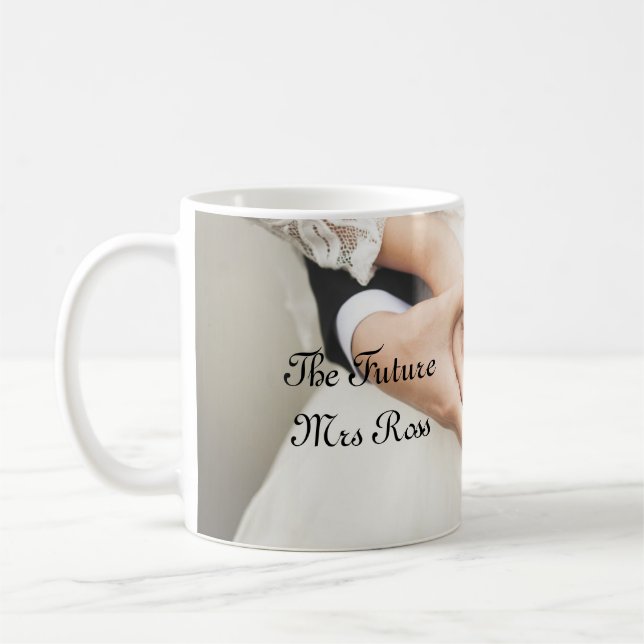 Die zukünftige Tasse Frau-Ross Modern Name Coffee (Links)