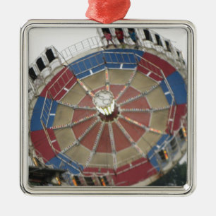 Die Zusammenfassung Amusment Park-Fahrt Silbernes Ornament