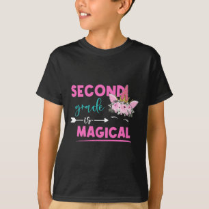 Die zweite Klasse ist ein magisches Einhorn 2. Kla T-Shirt