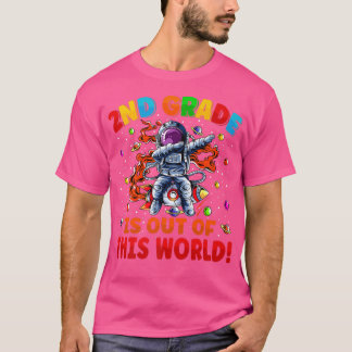 Die zweite Stufe ist aus dieser Weltraumrakete T-Shirt