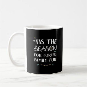 Dies ist die Jahreszeit für das Wesentliche von Zw Kaffeetasse