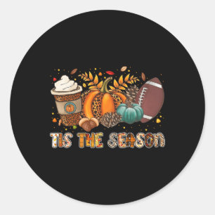 Dies ist die Jahreszeit Pumpkin Spice Football Hal Runder Aufkleber