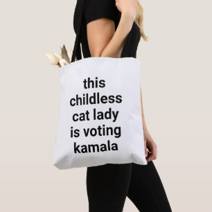 Diese kinderlose Katzenfrau wählt kamala lustig Tasche