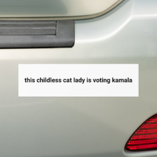 Diese kinderlose Katzenfrau wählt Kamala weiß Autoaufkleber