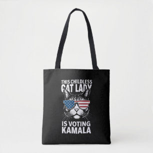 Diese kinderlose Katzenlady wählt Kamala-Harris 24 Tasche