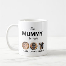 Diese Mama Mummy gehört zu, Kinder stehen vor 3 Fo