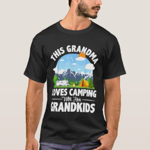 Diese Oma liebt es mit ihren Enkelkindern zu campe T-Shirt