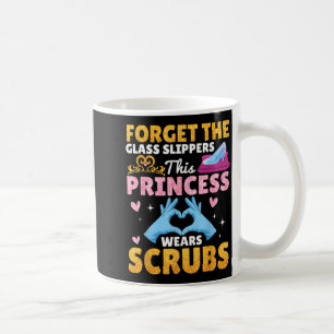 Diese Prinzessin trägt lustige Krankenschwester-Sc Kaffeetasse