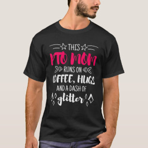 Diese PTO-Mama läuft auf Schlägern und Glitzer V T-Shirt