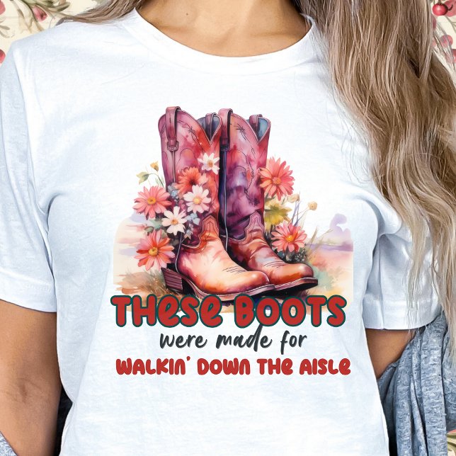 Diese Stiefel wurden für den Gang durch den Gang e T-Shirt (Von Creator hochgeladen)