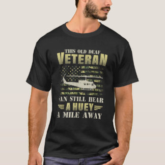 Dieser alte Todesveteran kann noch immer eine ries T-Shirt