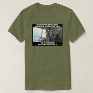 DIESER ALTE VIETNAM-TIERARZT T-Shirt