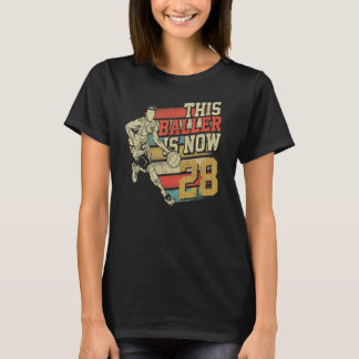 Dieser Baller ist jetzt 28 niedliche 28. Geburtsta T-Shirt